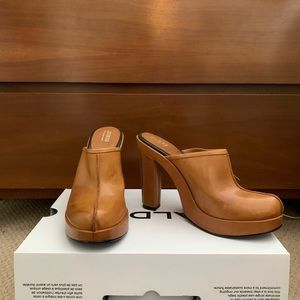 Guess by Marciano Vintage Leather Platform Clog